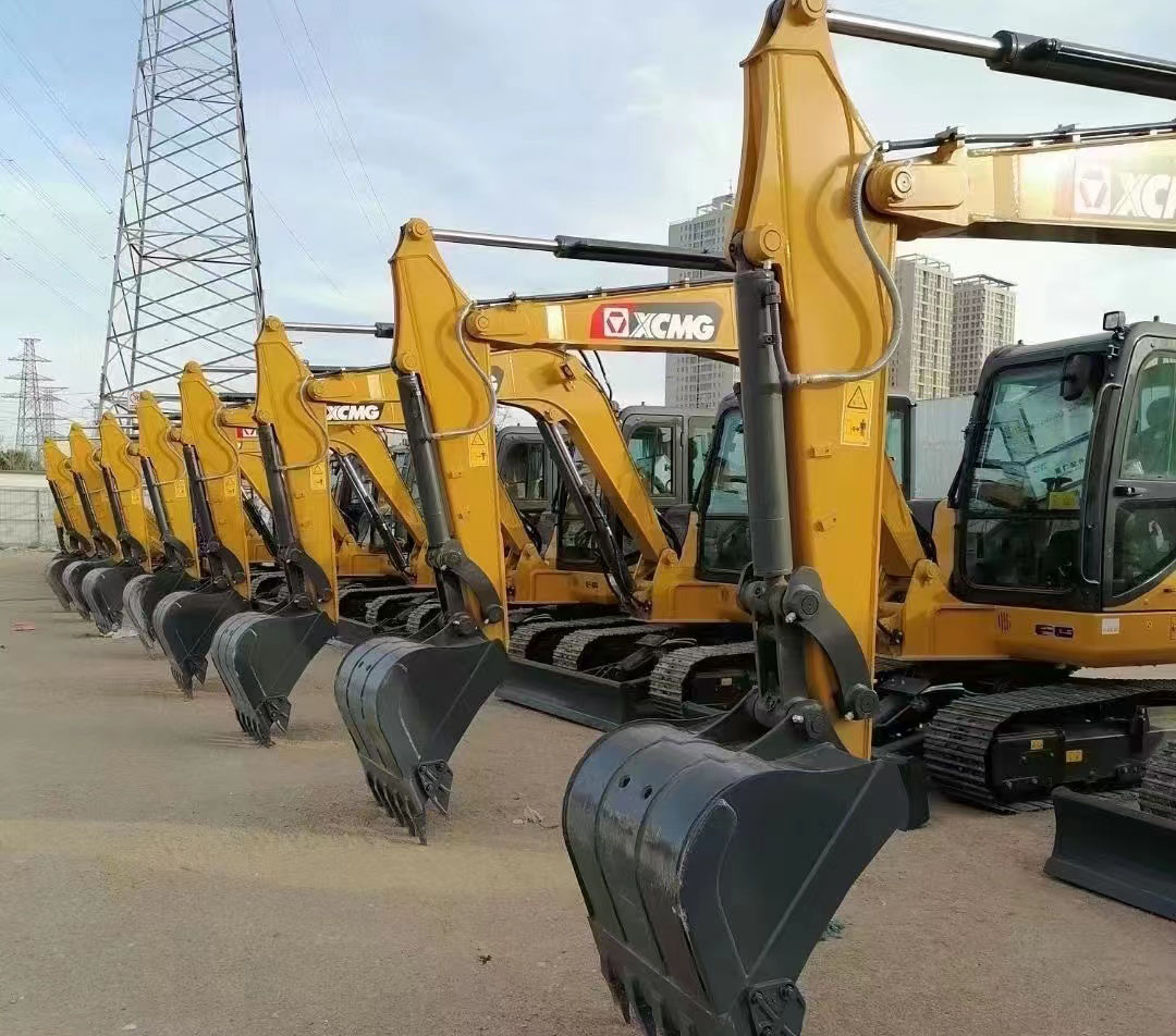 南阳挖掘机培训车辆